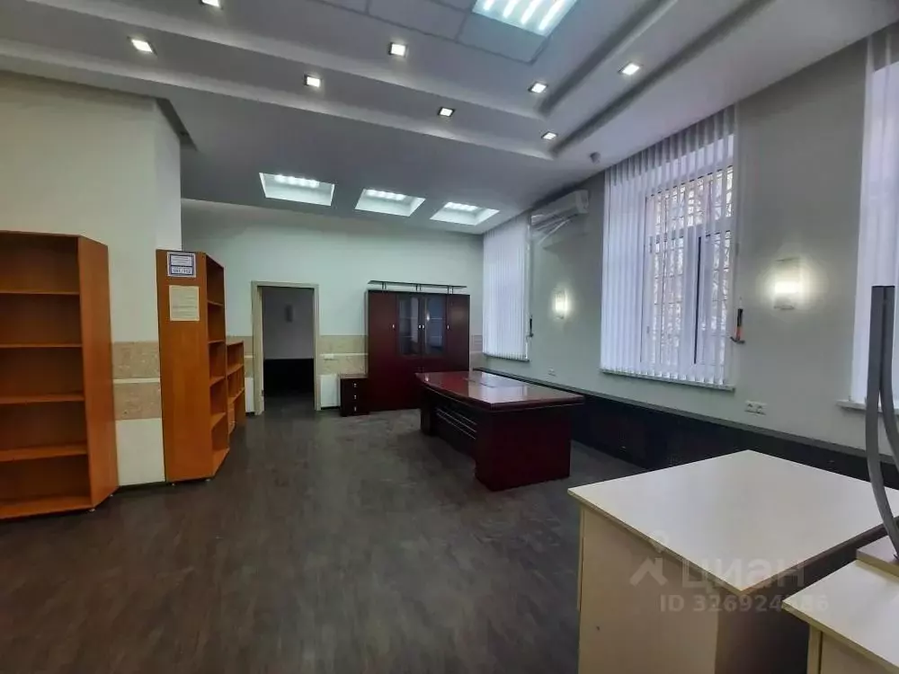 Офис в Саратовская область, Саратов проезд Ильинский, 11 (63 м) - Фото 1