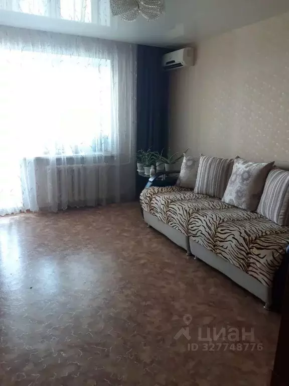 1-к кв. Курганская область, Курган Заозерный жилрайон, 3-й мкр, 11А ... - Фото 1