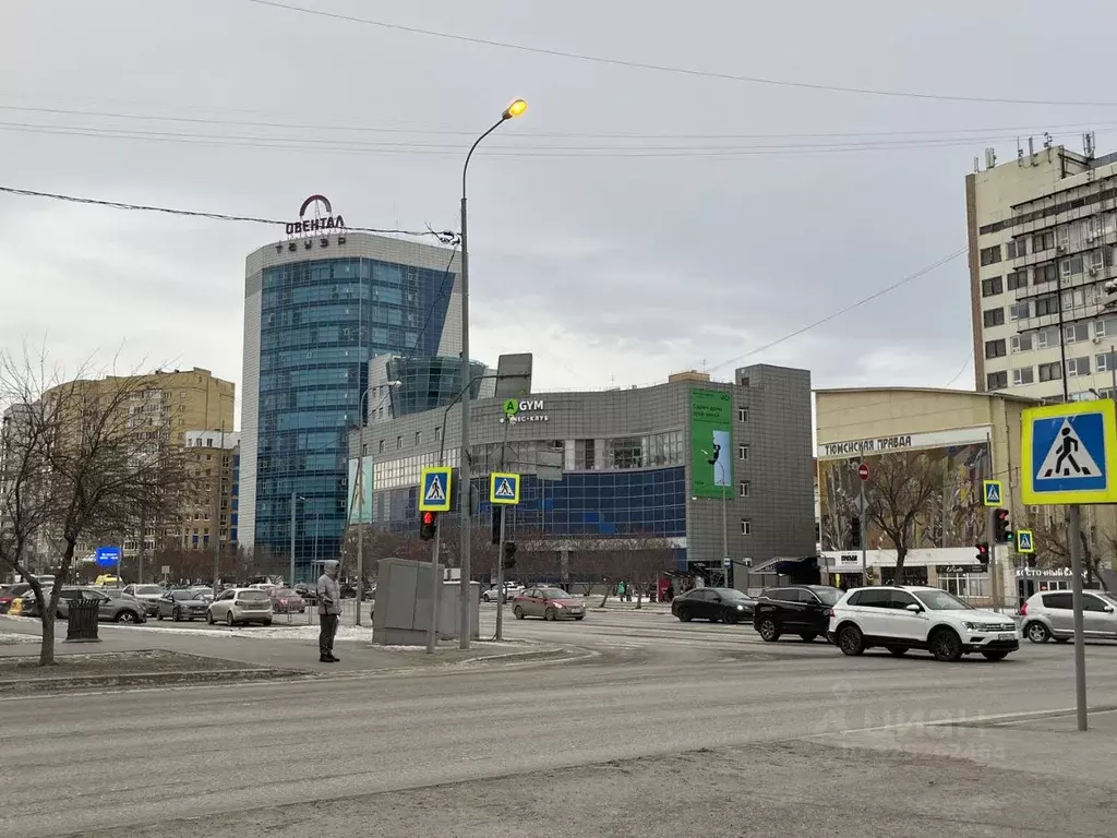 Помещение свободного назначения в Тюменская область, Тюмень ул. ... - Фото 1
