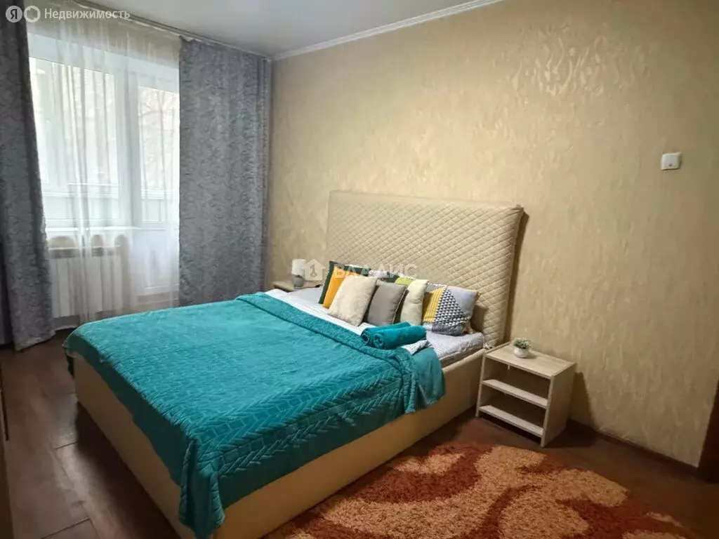 1-комнатная квартира: Белгород, улица Будённого, 13 (34 м) - Фото 1