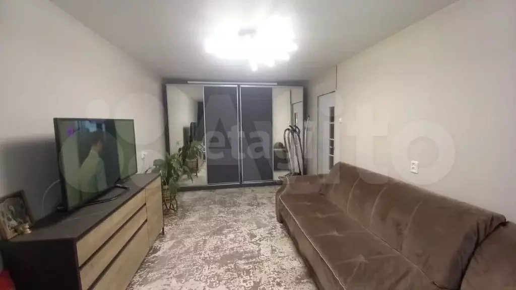 1-к. квартира, 38 м, 3/9 эт. - Фото 1