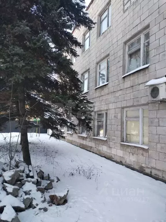 Помещение свободного назначения в Саратовская область, Балашов ул. ... - Фото 0
