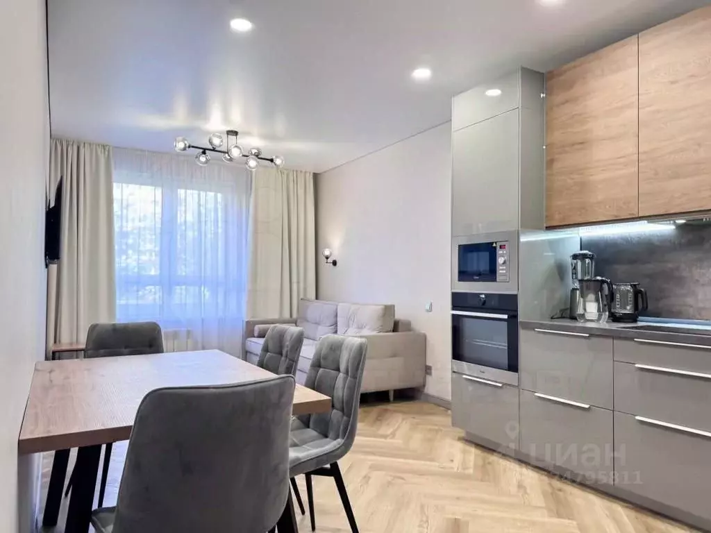 3-к кв. Иркутская область, Иркутск ул. Пискунова, 136 (75.0 м) - Фото 1