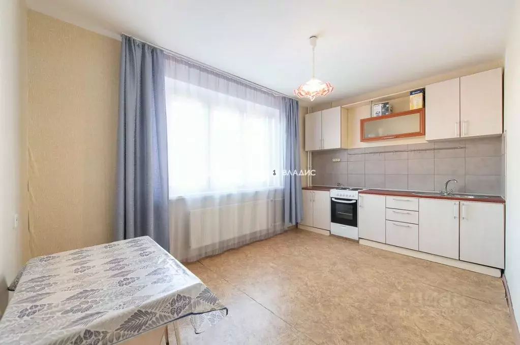 2-к кв. Челябинская область, Магнитогорск ул. Труда, 27/1 (65.2 м) - Фото 2