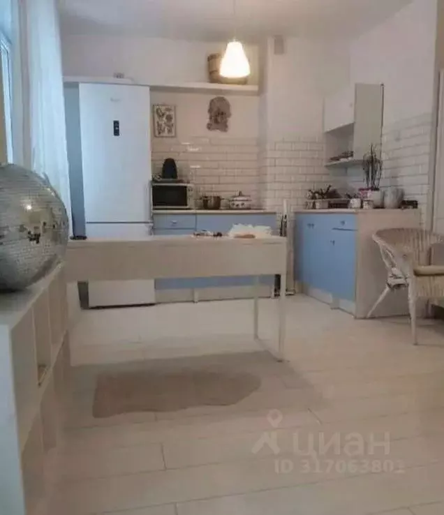 Студия Омская область, Омск Сибирский просп., 45/1 (34.0 м) - Фото 1
