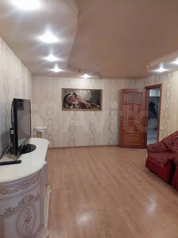 3-к. квартира, 90 м, 6/6 эт. - Фото 1