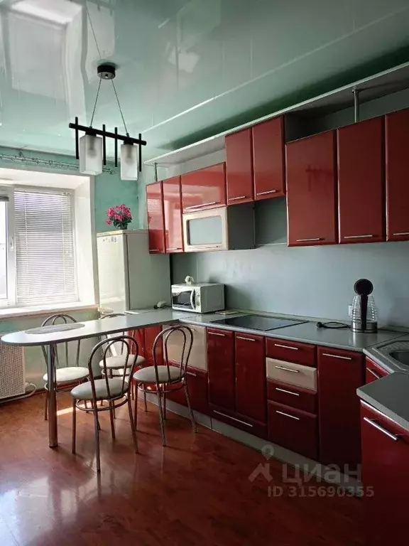 2-к кв. Владимирская область, Владимир просп. Ленина, 44 (68.0 м) - Фото 1