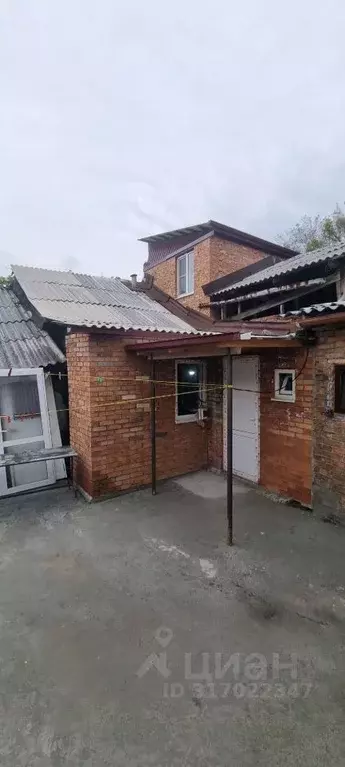 Дом в Северная Осетия, Владикавказ ул. Тогоева, 4 (27 м) - Фото 0