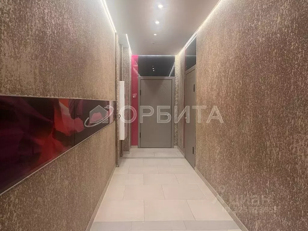 2-к кв. Тюменская область, Тюмень ул. 50 лет Октября, 4 (98.0 м) - Фото 2