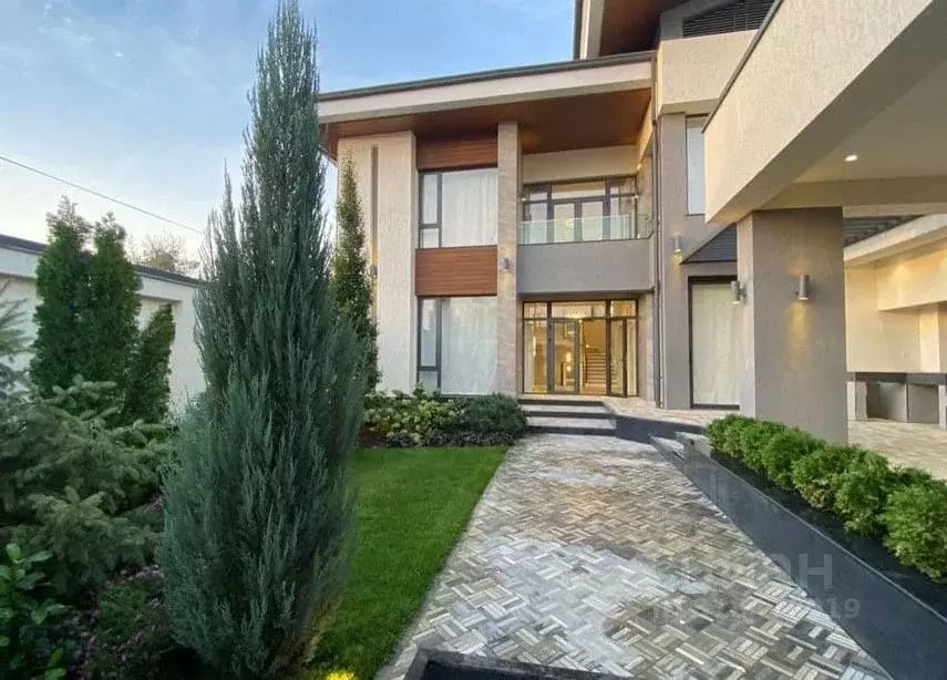 Дом в Крым, Судак ул. Приморская, 48А (350 м) - Фото 1