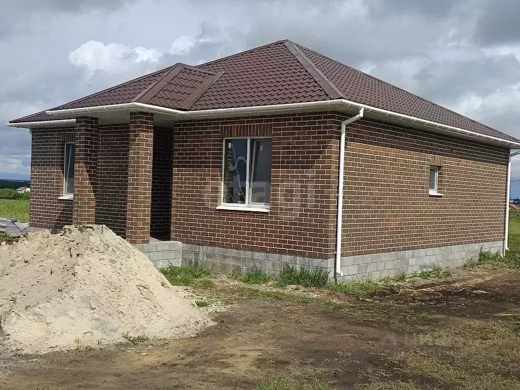Дом в Белгородская область, Белгородский район, пос. Майский, ... - Фото 1