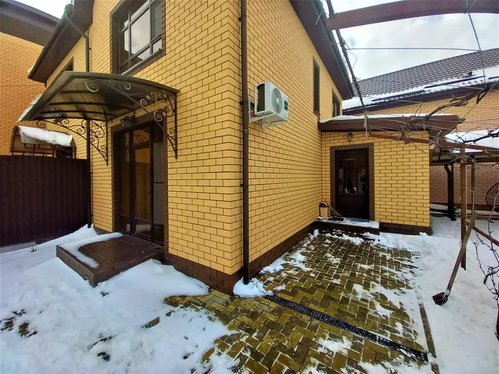 Дом в Краснодарский край, Ейск ул. Ленина (75 м) - Фото 2