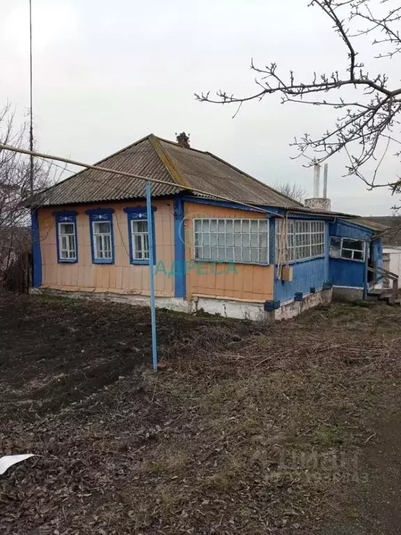 Дом в Белгородская область, Чернянский район, Малотроицкое с/пос, с. ... - Фото 0