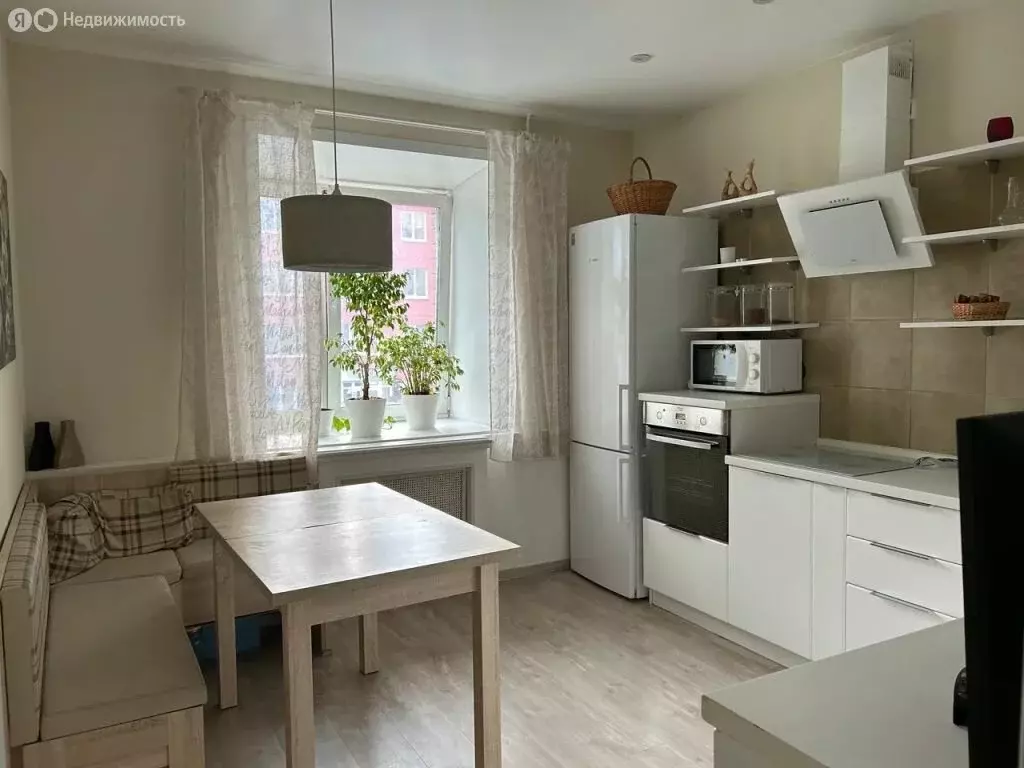 2-комнатная квартира: Пермь, Краснофлотская улица, 28 (65 м) - Фото 2