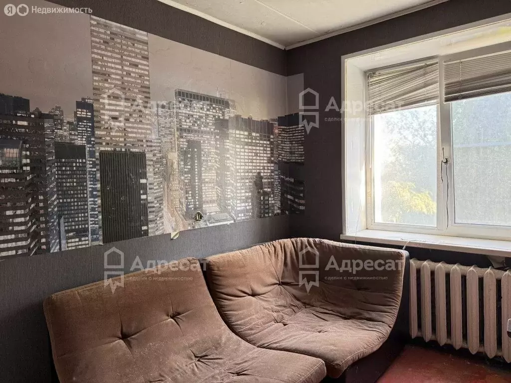 3-комнатная квартира: Волгоград, улица Кирова, 109 (57.7 м) - Фото 1