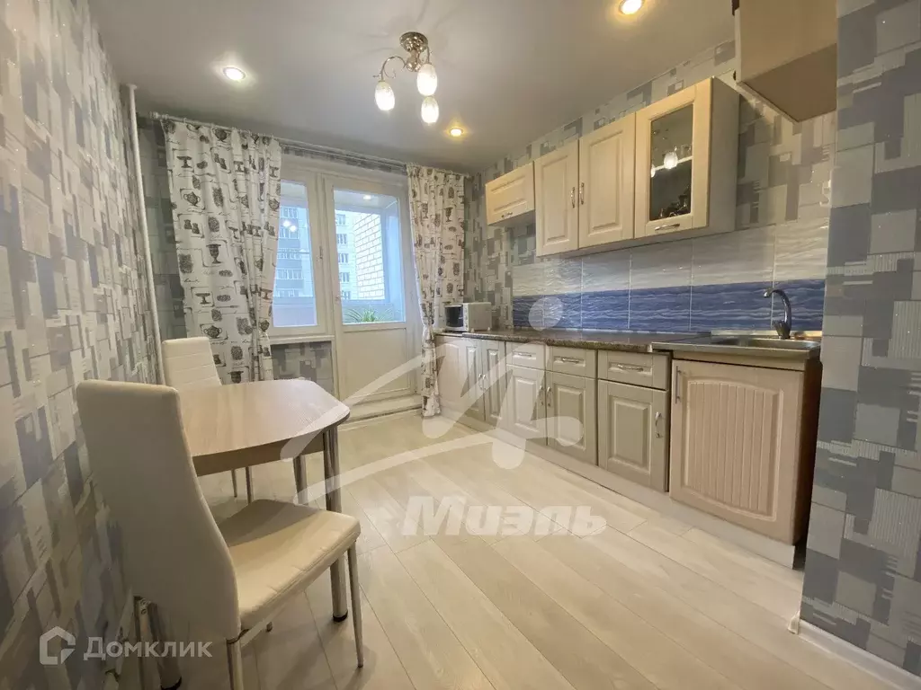 Продаётся 2-к квартира, 55.4 м - Фото 0
