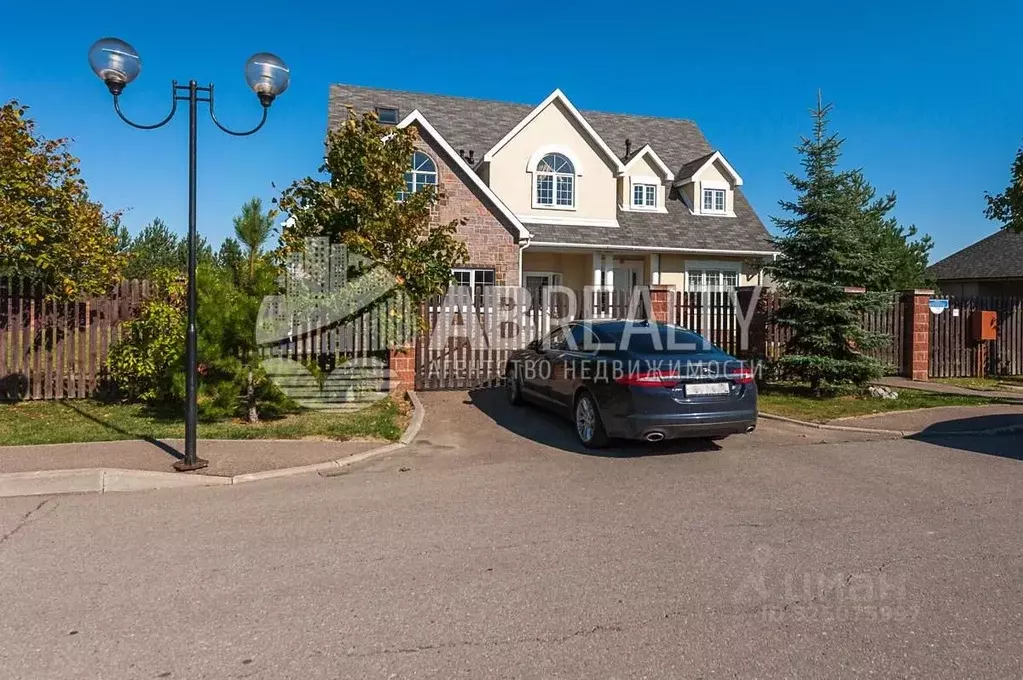 Дом в Московская область, Наро-Фоминский городской округ, д. ... - Фото 1