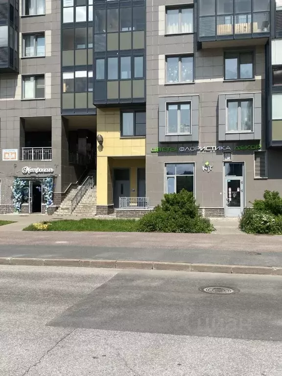 Гараж в Санкт-Петербург ул. Адмирала Коновалова (12 м) - Фото 0