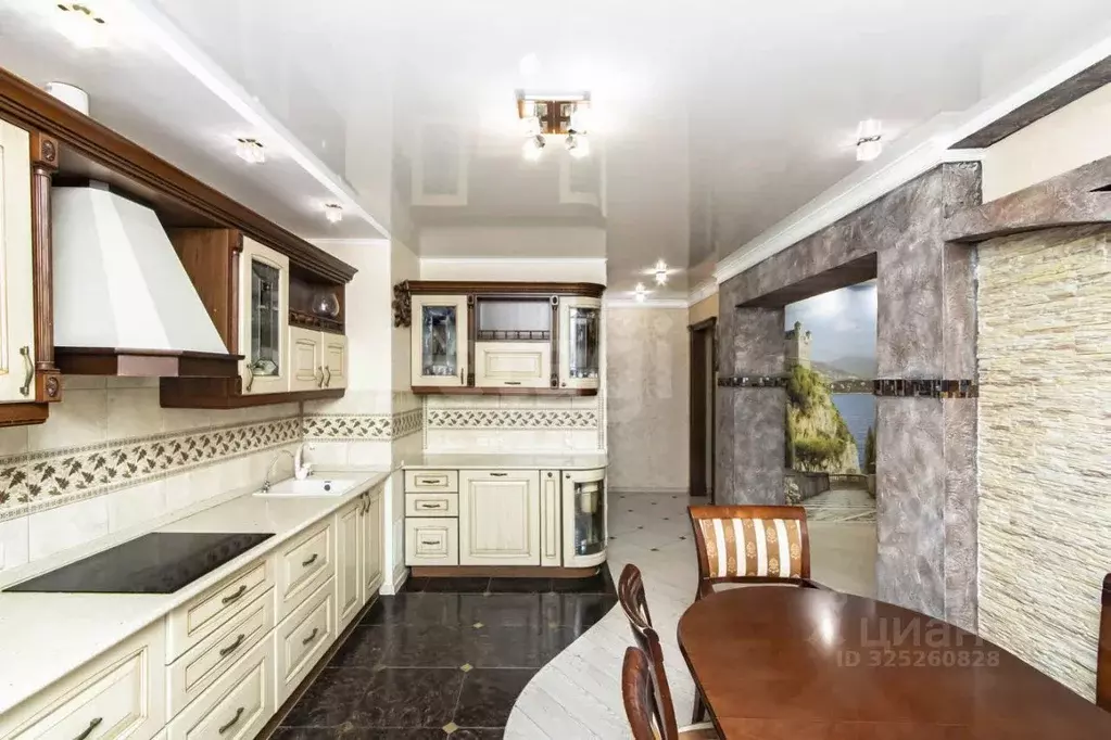 3-к кв. Тюменская область, Тюмень ул. Пржевальского, 35к2 (104.0 м) - Фото 1