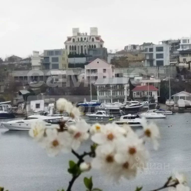 1-к кв. Севастополь ул. Адмирала Фадеева, 18 (45.0 м) - Фото 2