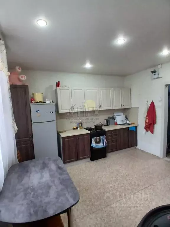 Дом в Иркутская область, Эхирит-Булагатский район, пос. Усть-Ордынский ... - Фото 1