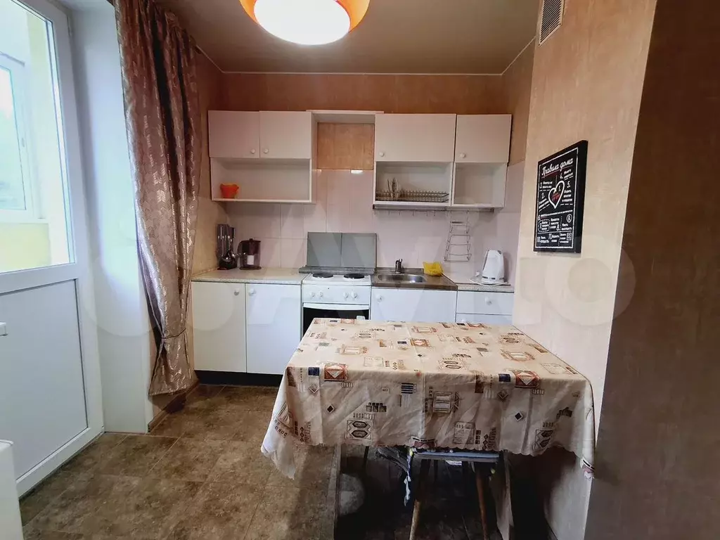 1-к. квартира, 40 м, 3/17 эт. - Фото 1