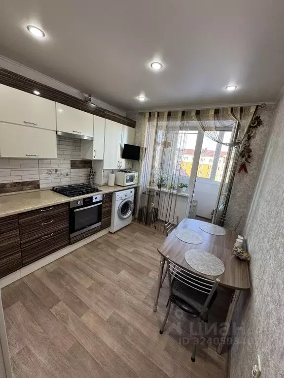 2-к кв. Омская область, Омский район, с. Троицкое, Ясная Поляна мкр ... - Фото 1