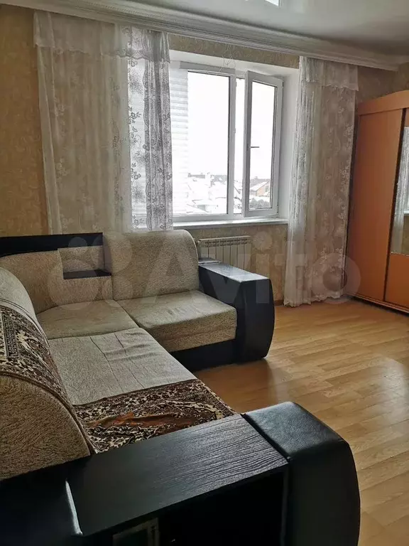 1-к. квартира, 40 м, 4/4 эт. - Фото 1