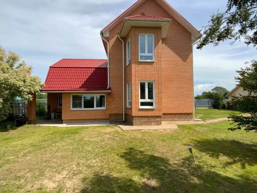 Дом в Московская область, Клин городской округ, д. Папивино 53 (179 м) - Фото 1