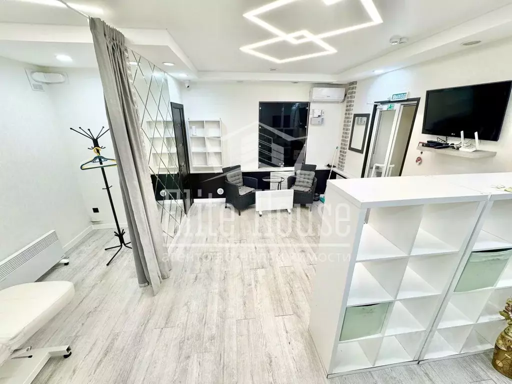 Помещение свободного назначения в Калужская область, Калуга ул. ... - Фото 2