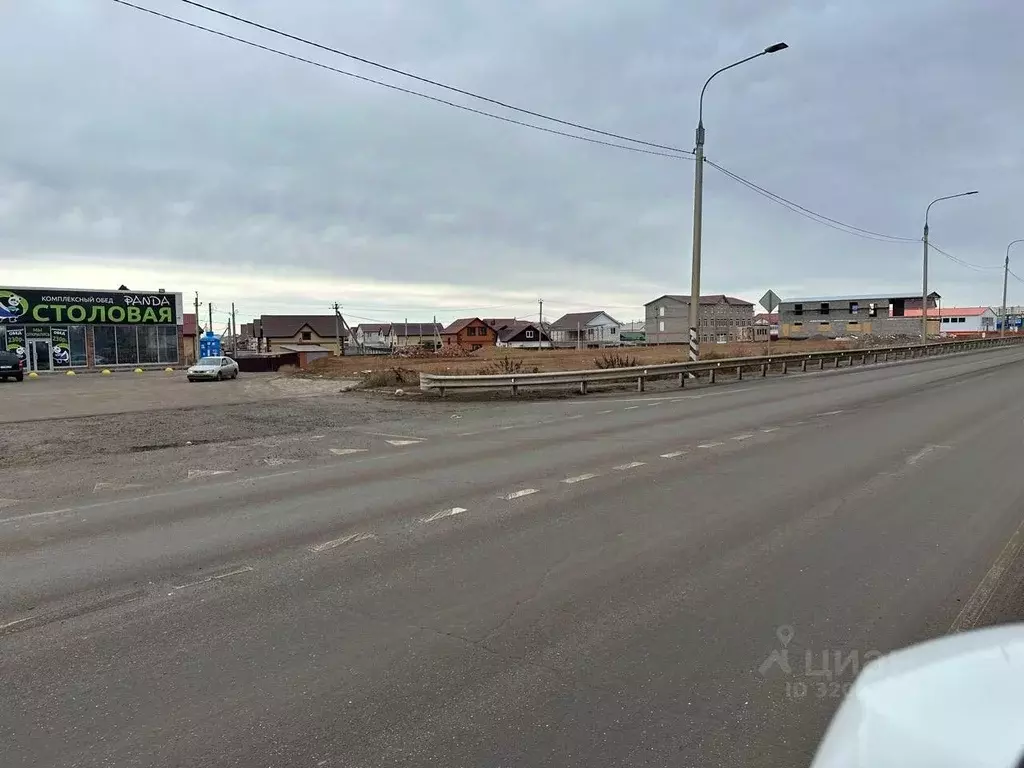 Участок в Астраханская область, Наримановский район, с. Солянка Р-22 ... - Фото 0