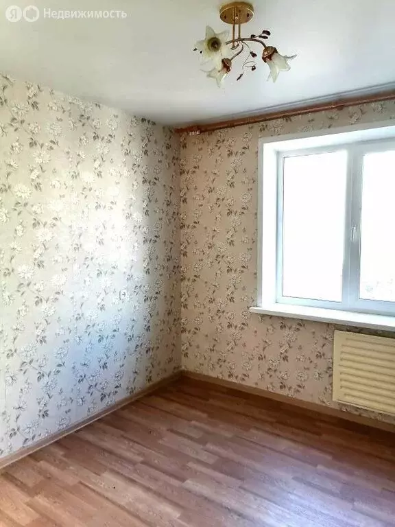 3-комнатная квартира: Курган, жилой район Заозёрный, 1-й микрорайон, ... - Фото 1