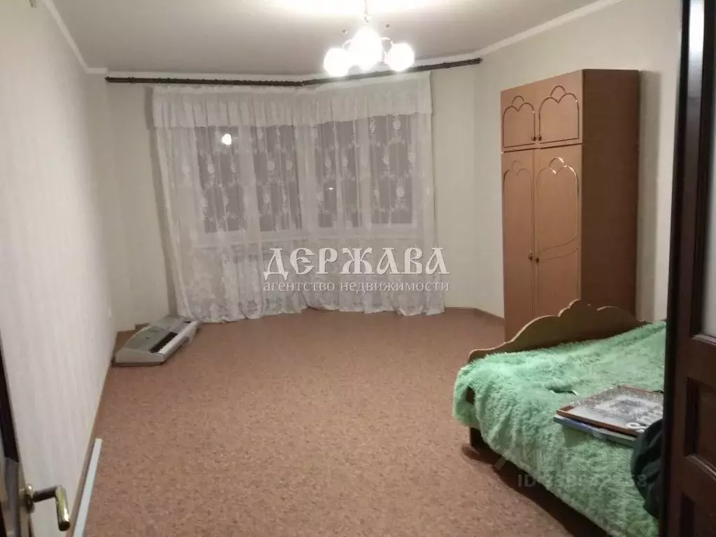 1-к кв. Белгородская область, Старый Оскол Дубрава мкр, 3 кв-л, 37 ... - Фото 1