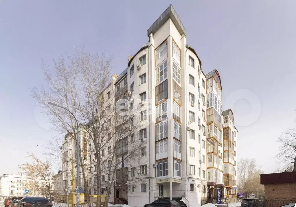 Продам офисное помещение, 251.8 м - Фото 1