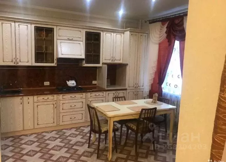 2-к кв. Курская область, Курск ул. Челюскинцев, 17 (80.0 м) - Фото 2