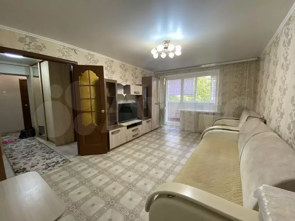 2-к. квартира, 52 м, 2/9 эт. - Фото 0