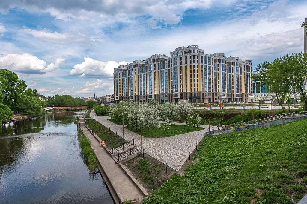 Помещение свободного назначения в Свердловская область, Екатеринбург ... - Фото 1