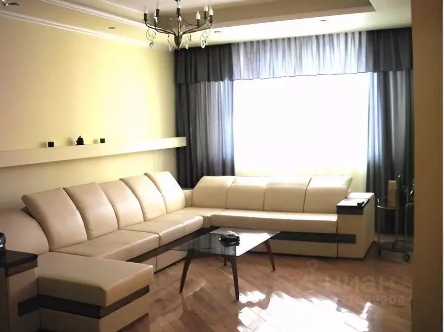 3-к кв. Москва ул. Академика Анохина, 2К1 (110.0 м) - Фото 1