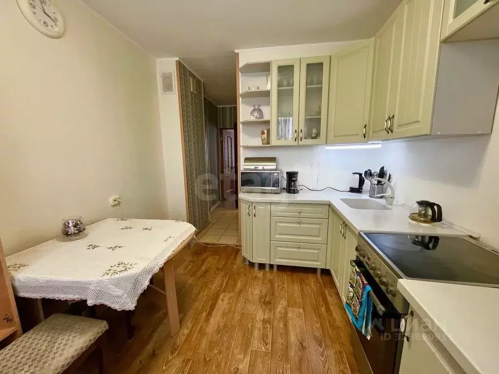 3-к кв. Кемеровская область, Кемерово ул. Дружбы, 35А (64.2 м) - Фото 2