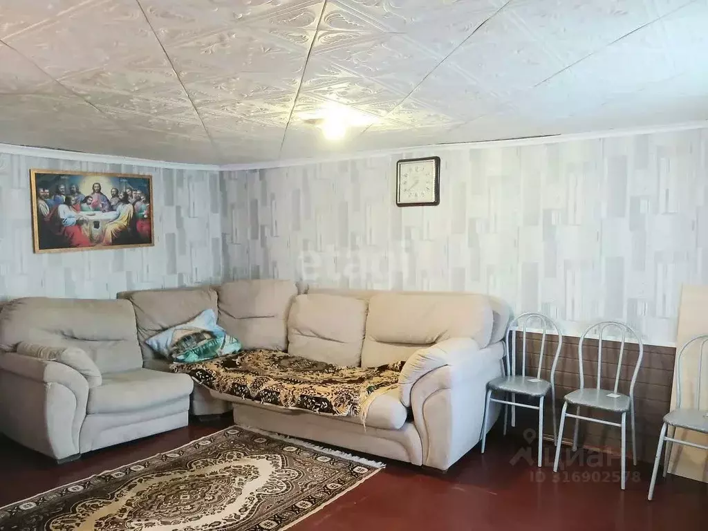 Дом в Белгородская область, Валуйский муниципальный округ, с. ... - Фото 0