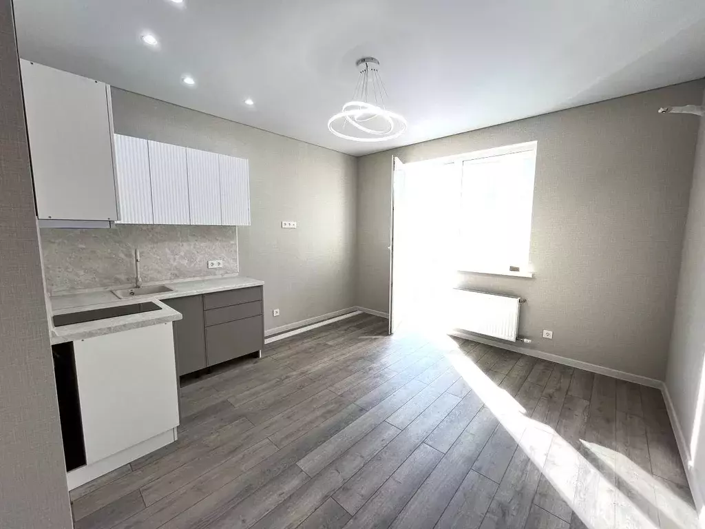 Студия Краснодарский край, Краснодар Имени Петра Метальникова мкр, ул. ... - Фото 0