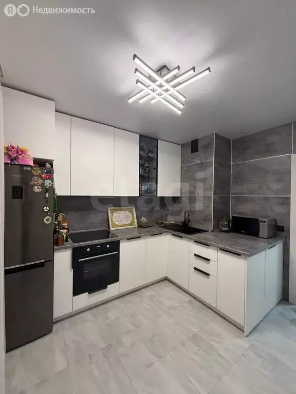 1-комнатная квартира: Альметьевск, улица Бигаш, 139 (40 м) - Фото 1