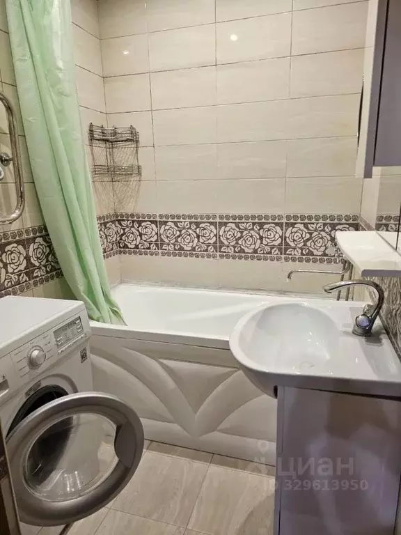 2-к кв. Кабардино-Балкария, Нальчик ул. Тарчокова, 58 (53.0 м) - Фото 1