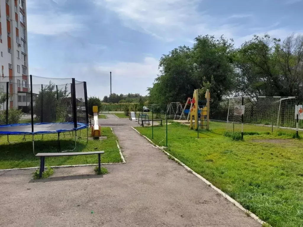 2-к кв. Саратовская область, Энгельс Студенческая ул., 184 (64.9 м) - Фото 2