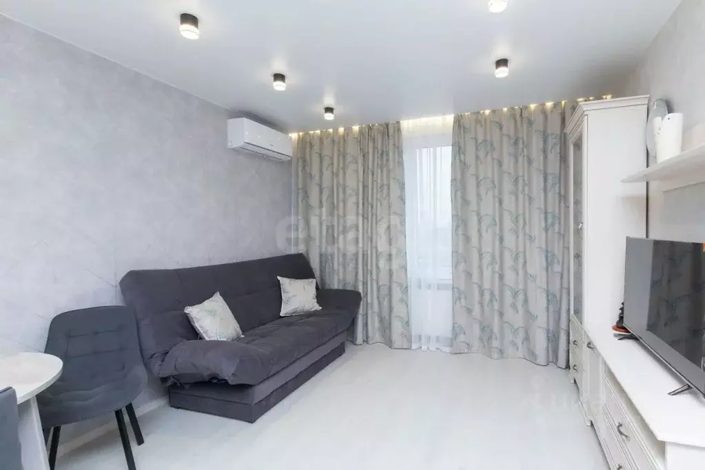 1-к кв. Тюменская область, Тюмень ул. Лесопарковая, 1к1 (37.5 м) - Фото 1