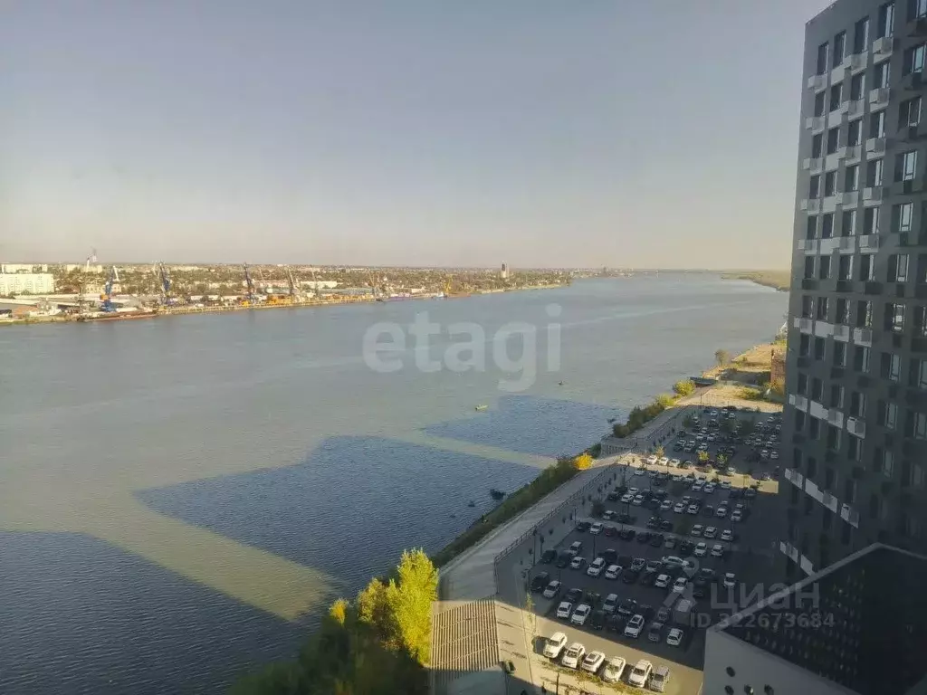 3-к кв. Астраханская область, Астрахань ул. Бехтерева, 2В (92.4 м) - Фото 2