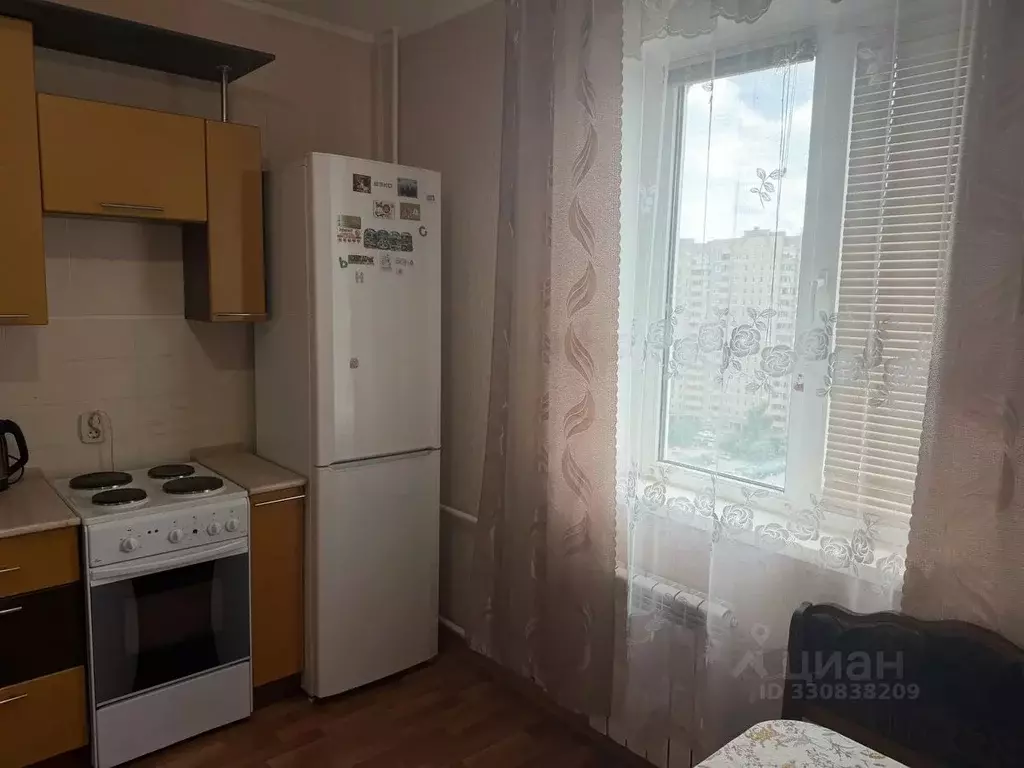 1-к кв. Курская область, Курск просп. Вячеслава Клыкова, 85 (37.0 м) - Фото 2