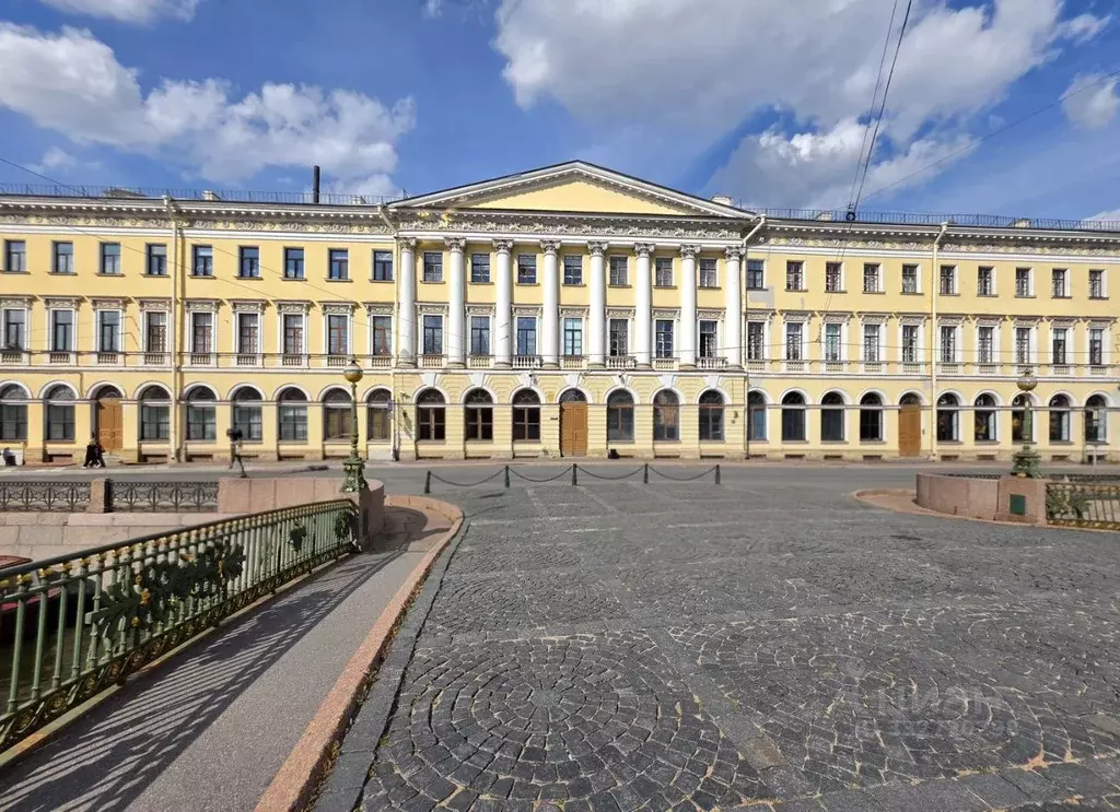 Помещение свободного назначения в Санкт-Петербург наб. Реки Мойки, 1/8 ... - Фото 1