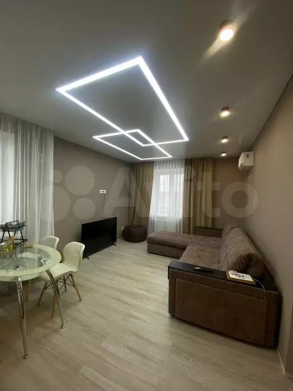 3-к. квартира, 80 м, 6/9 эт. - Фото 0