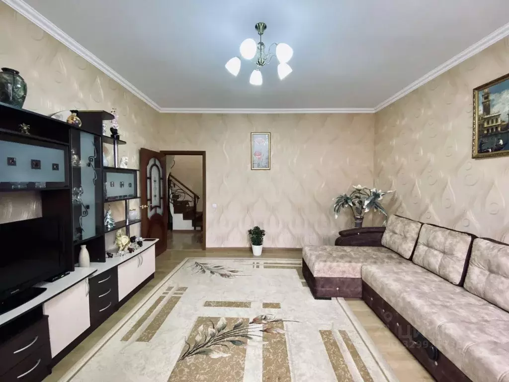 Таунхаус в Ростовская область, Батайск Комсомольская ул. (123 м) - Фото 1
